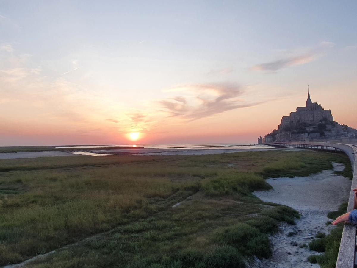 Le Grand Domaine Du Rocher Bonnemain Экстерьер фото