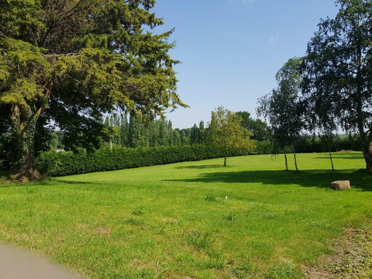 Le Grand Domaine Du Rocher Bonnemain Экстерьер фото